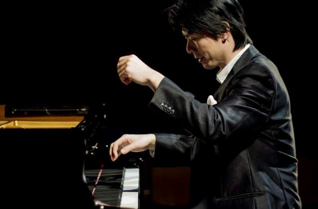 Kotaro Fukuma, « poète du piano »